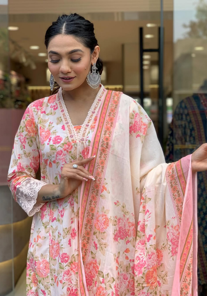 Blush Petal Charm โ Elegant Floral Cotton Kurti Set