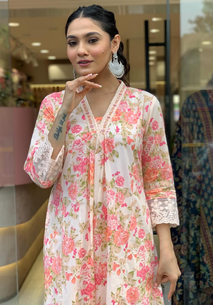 Blush Petal Charm โ Elegant Floral Cotton Kurti Set