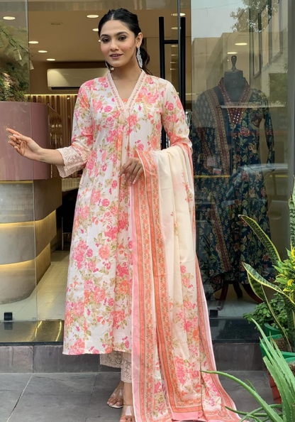 Blush Petal Charm – Elegant Floral Cotton Kurti Set