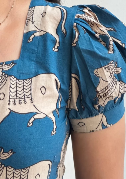 Chic Blue Animal Print Cotton Dress